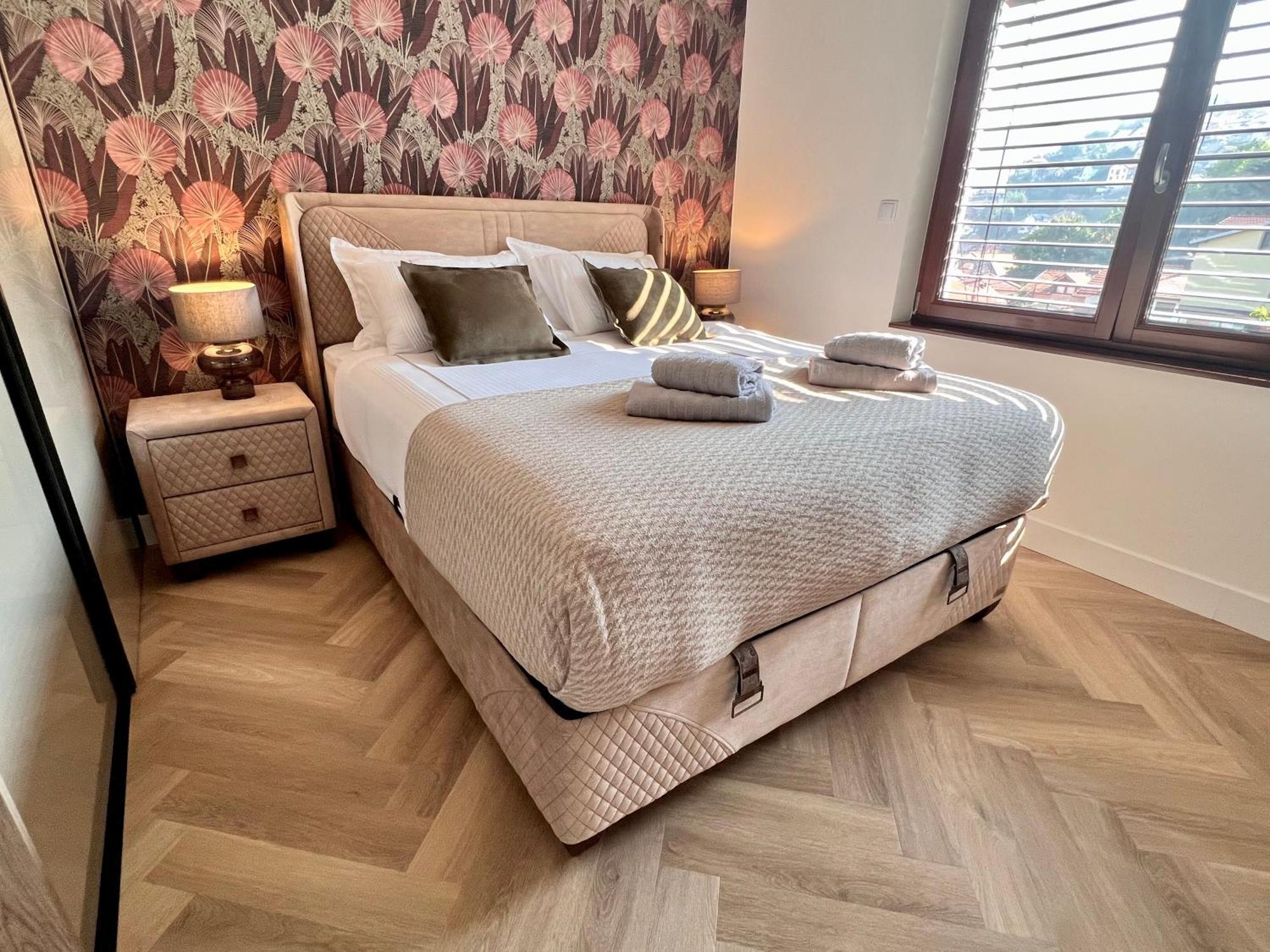 The Penthouse Apartman *
