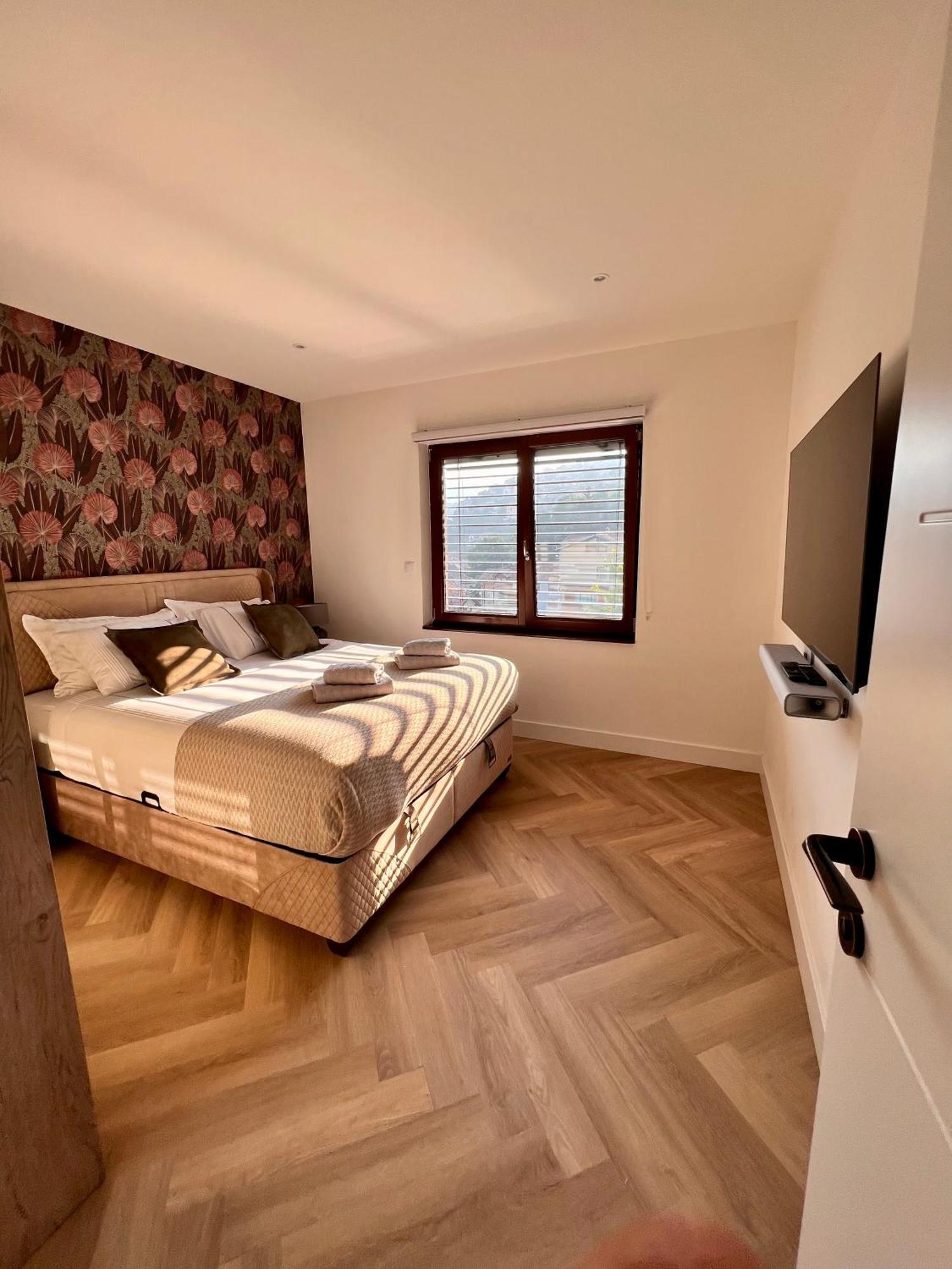 The Penthouse Apartman *